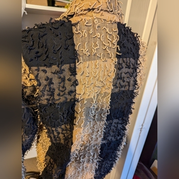 Black and tan 4 button jacket - Picture 2 of 3